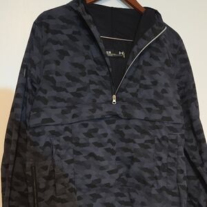Under Armour Black and Gray Camo Lightweight Jacket